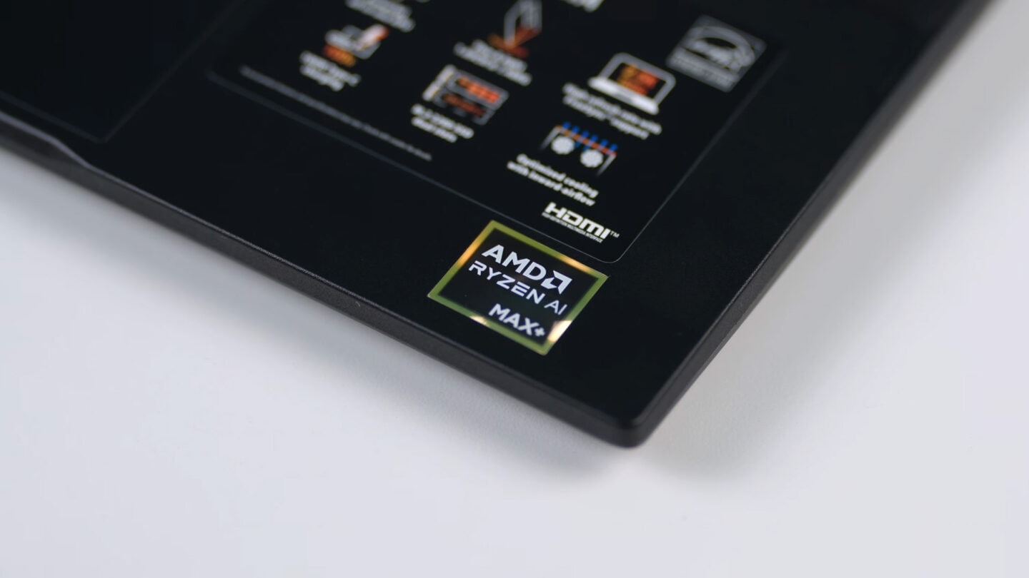 Hiệu năng mạnh mẽ từ nền tảng AMD Ryzen AI Max+ cho cả gaming và sáng tạo.