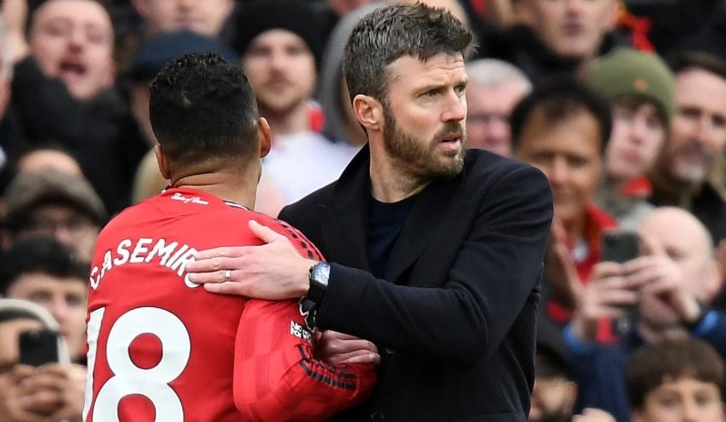 Cổ động viên Manchester United vẫn đang tìm kiếm một tiền vệ trung tâm đẳng cấp như Michael Carrick.