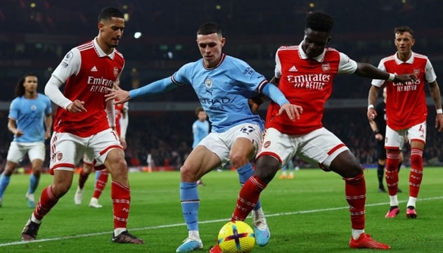 Arsenal cần phải chứng minh họ sẵn sàng vượt mặt Man City.