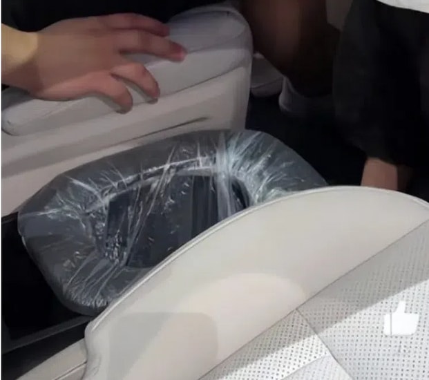 Chi tiết bộ dụng cụ vệ sinh của Polestone