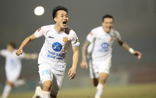 Tô Văn Vũ tiếp tục gắn bó với Nam Định