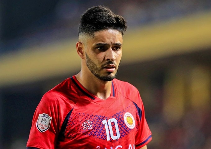 Leo Artur là ngòi nổ nguy hiểm nhất bên phía CAHN hiện tại.