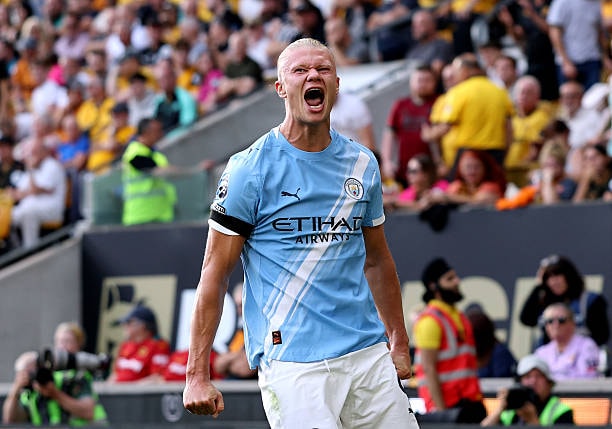 Tiền đạo Erling Haaland của Manchester City đang thể hiện sự tự tin cao độ trước trận gặp Arsenal.