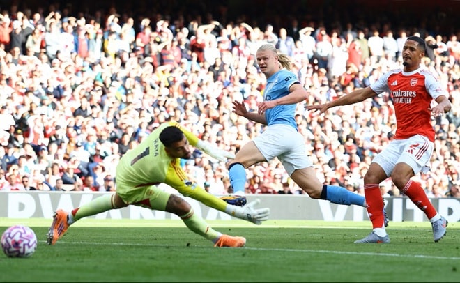 Trận Man City đối đầu Arsenal quyết định ngôi vô địch Ngoại hạng Anh.