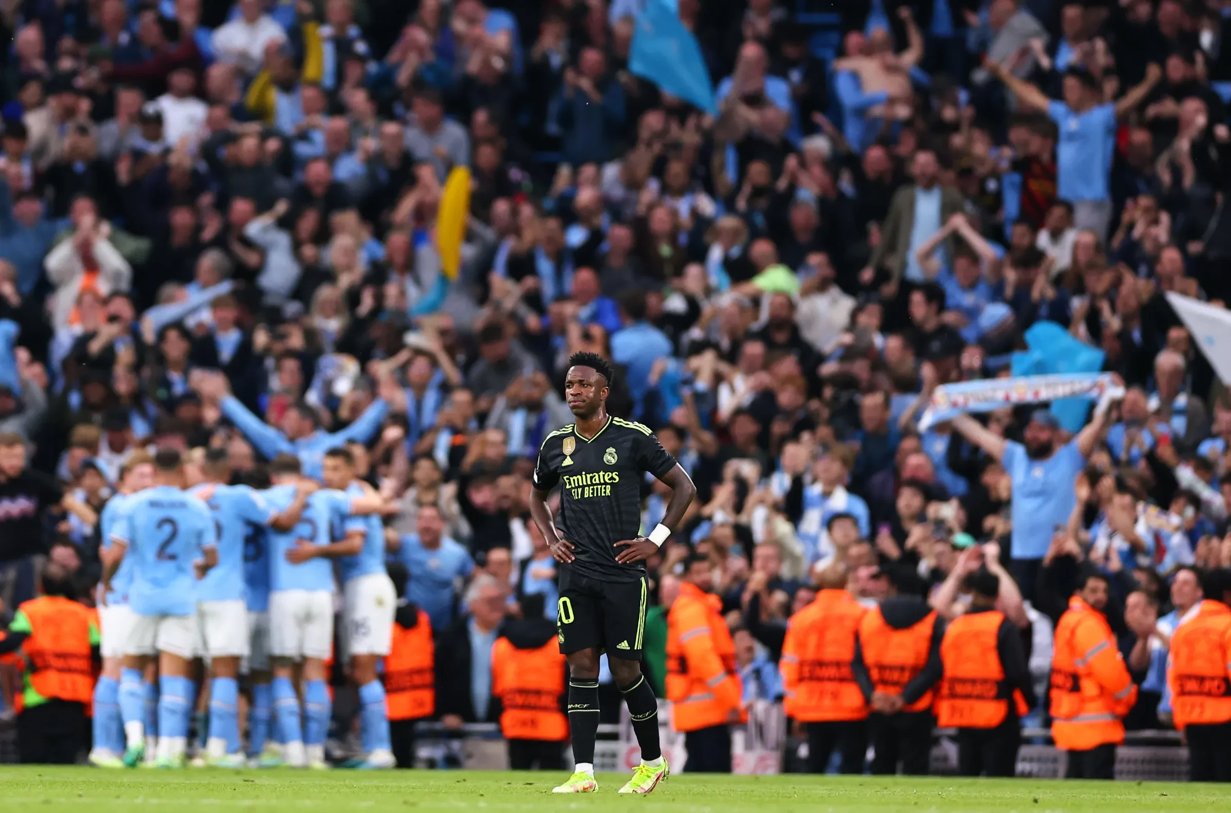 Hệ thống chiến thuật của Manchester City giúp kiểm soát hoàn toàn trận đấu.