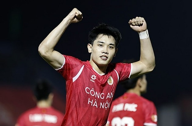 Đình Bắc tỏa sáng với 4 bàn trong 3 trận gần đây.