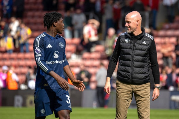 Kobbie Mainoo lột xác thành trụ cột của Manchester United và tuyển Anh.