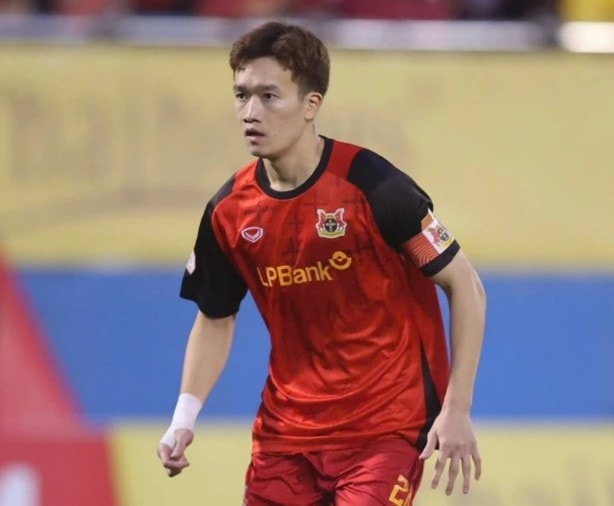 Nguyễn Hoàng Đức trong màu áo câu lạc bộ Ninh Bình