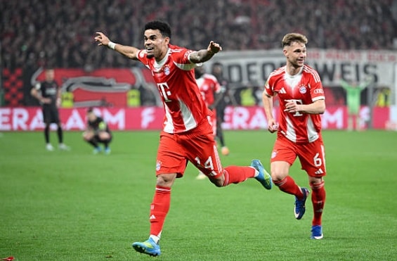 Luis Diaz ghi bàn ấn định tỷ số 2-0.