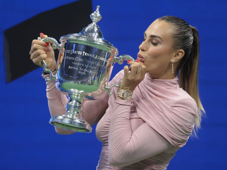 Aryna Sabalenka ăn mừng chức vô địch US Open 2025