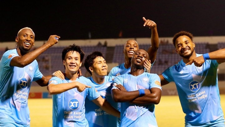 Nam Định đang có phong độ cao với 5 chiến thắng sau 6 trận gần nhất.