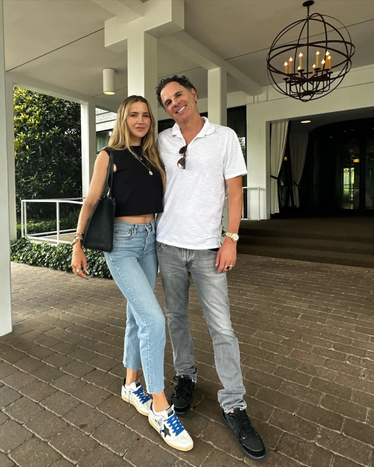 Ashley Harkleroad khẳng định giá trị bản thân