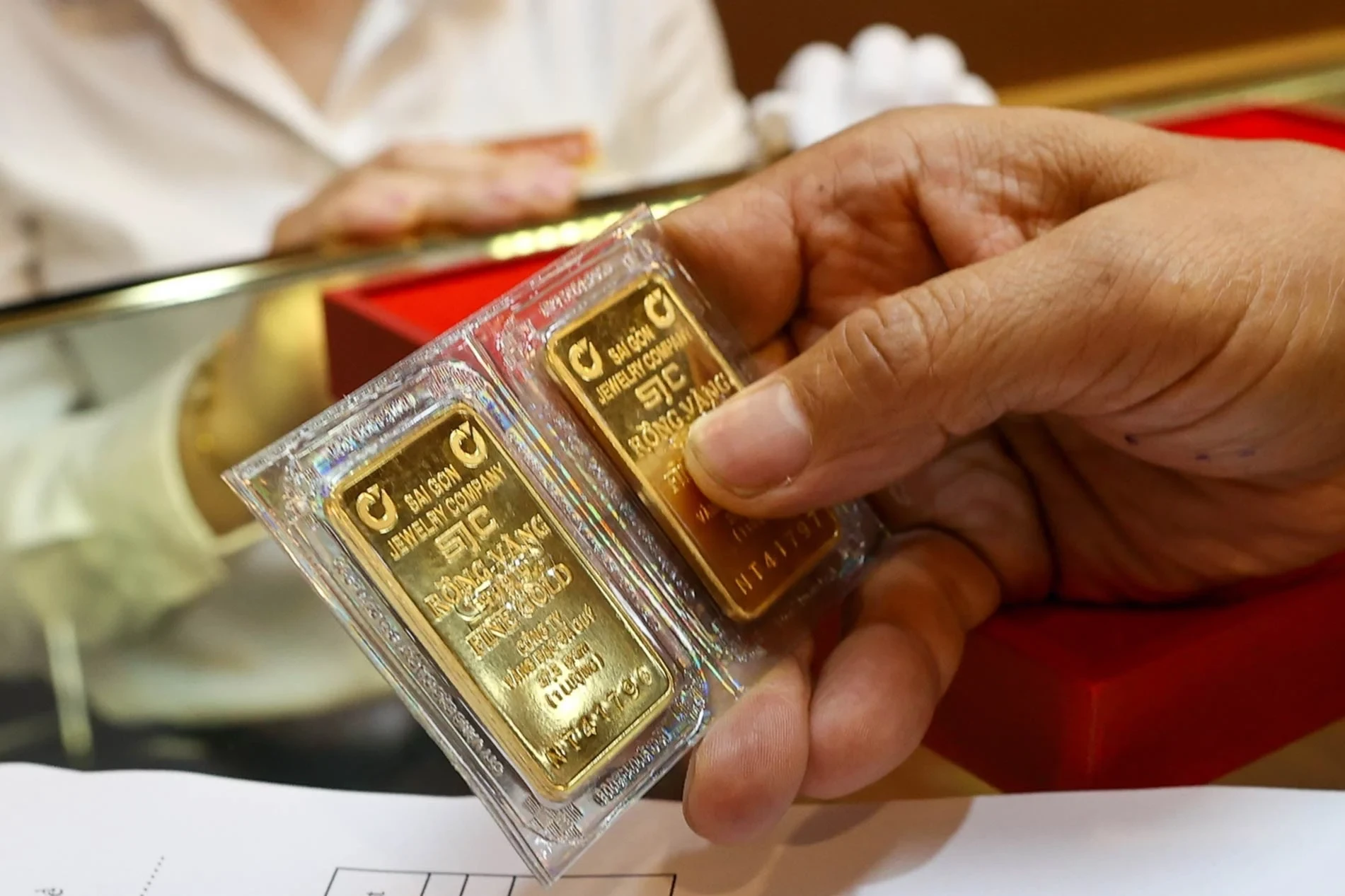 Giá vàng hôm nay 27/4/2026: SJC DOJI PNJ cập nhật sớm nhất