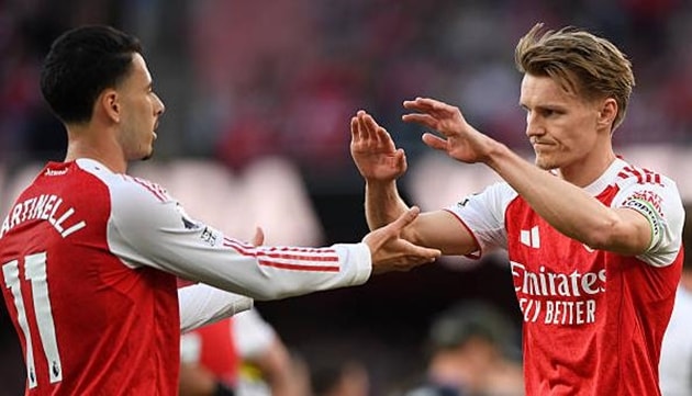 Arsenal thắng nhọc nhằn Newcastle United trên sân nhà.