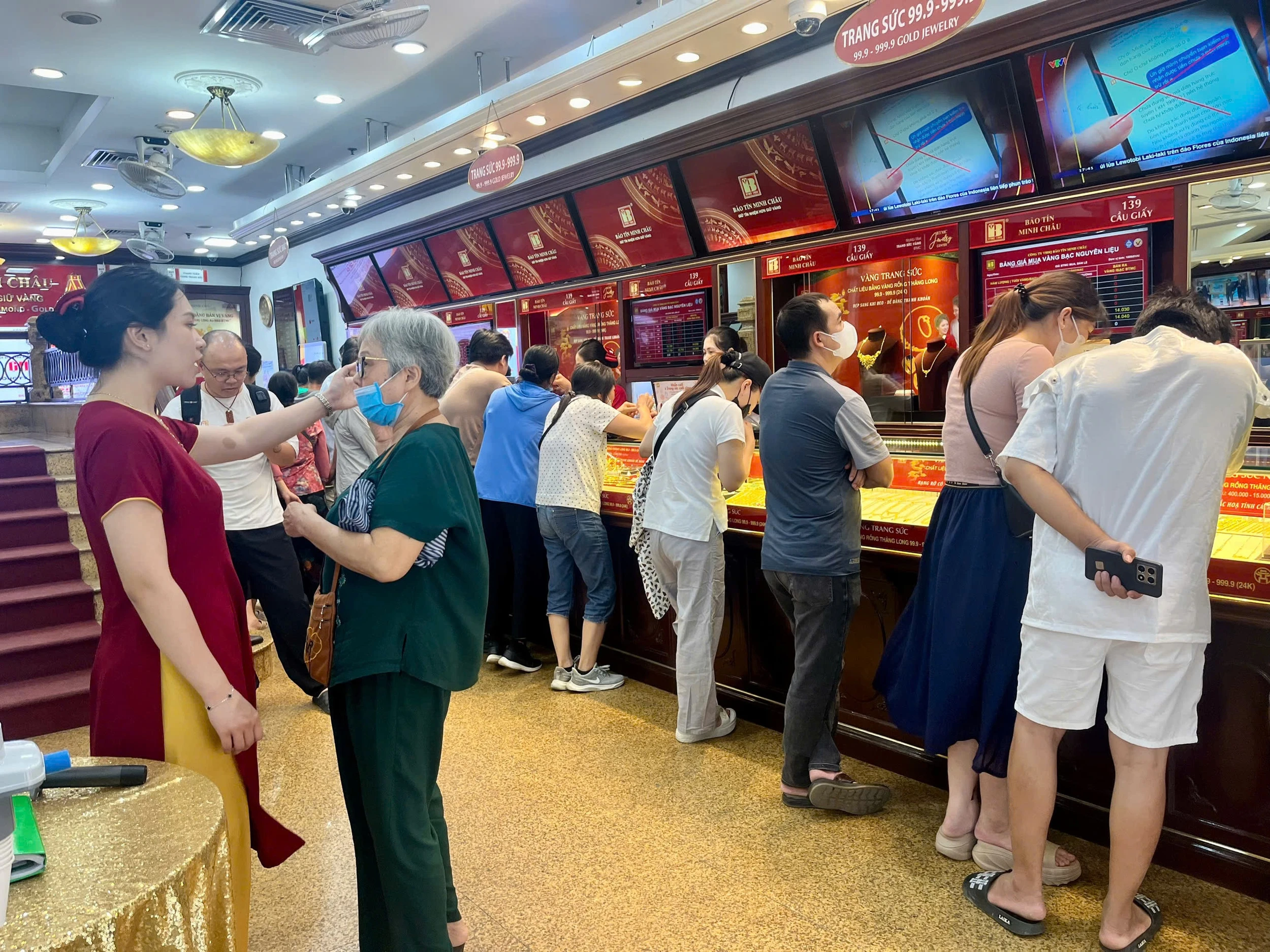 Giá vàng chiều nay 27/4/2026: Bảng giá SJC DOJI PNJ chốt ngày hôm nay