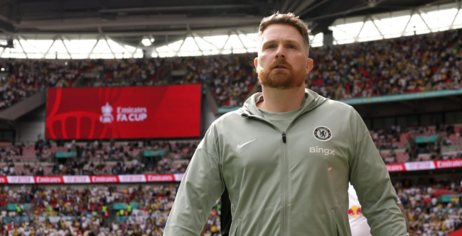 Calum McFarlane ghi dấu ấn khi giúp Chelsea hạ Leeds.