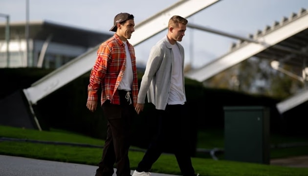 2 bệnh binh của hàng thủ Man United.