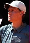Jannik Sinner chuẩn bị cho trận đấu tại vòng 4 Madrid Open