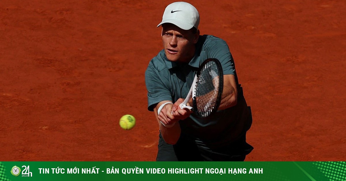 Tay vợt Jannik Sinner thi đấu đầy tập trung tại giải quần vợt Madrid Open
