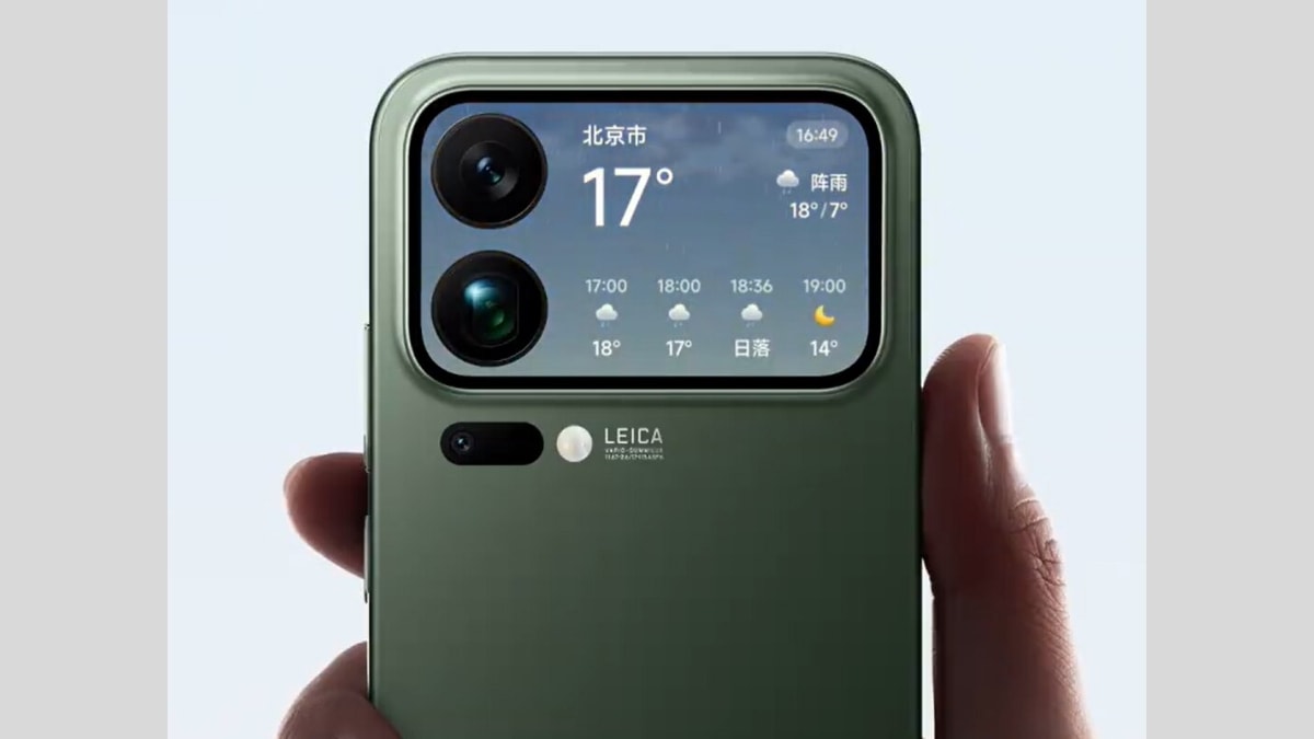 Tính năng hình nền thời tiết hoạt động theo thời gian thực trên màn hình phụ Xiaomi 17 Pro