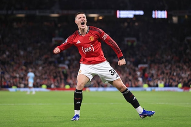 Tiền đạo cắm: Benjamin Sesko – 7.9 điểm