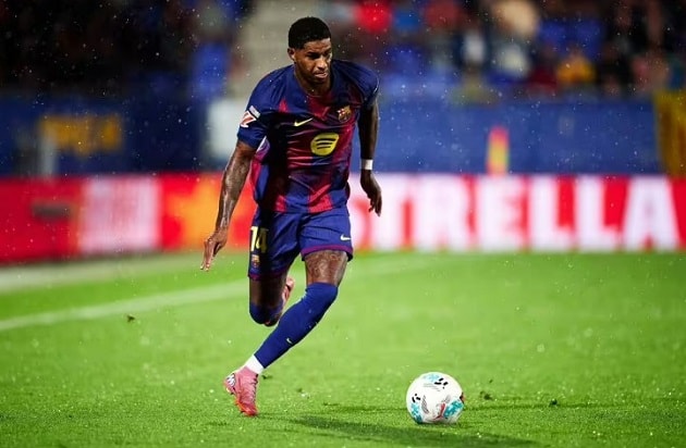 Marcus Rashford trong màu áo Barcelona