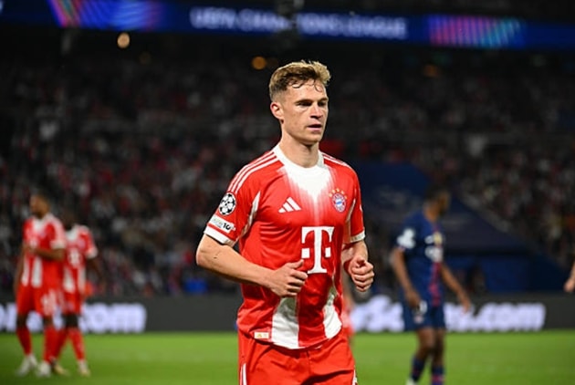 Joshua Kimmich nỗ lực điều tiết lối chơi