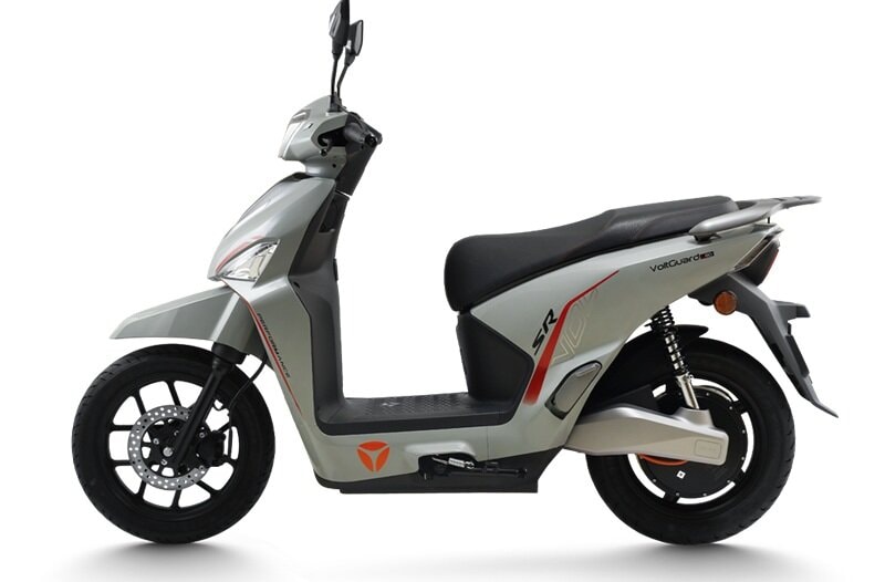 Tổng thể thiết kế thể thao của Yadea Voltguard U80