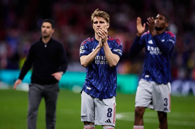 Martin Odegaard rời sân sớm