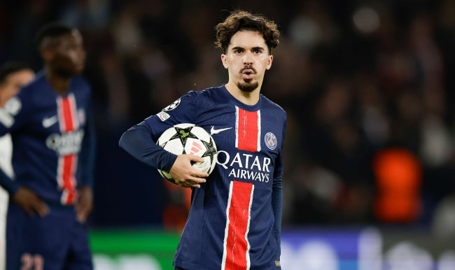 Mourinho muốn có chữ ký của Raphinha.