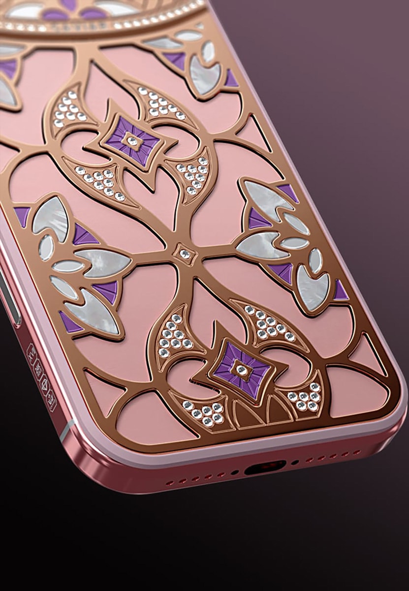iPhone 17 Pro phiên bản Pink Lotus với 84 viên kim cương và vàng mạ 999