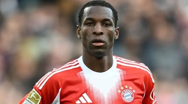 Bayern Munich quyết định không chi 65 triệu euro cho tiền đạo người Senegal.