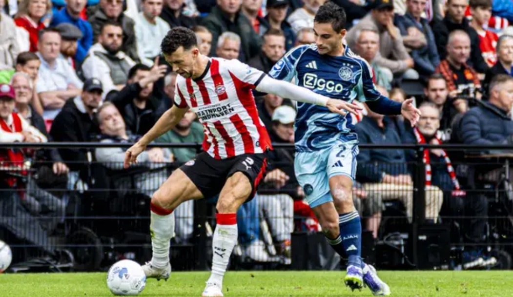 Giải VĐQG Hà Lan Eredivisie đứng trước nguy cơ phải tổ chức lại hơn 100 trận đấu.