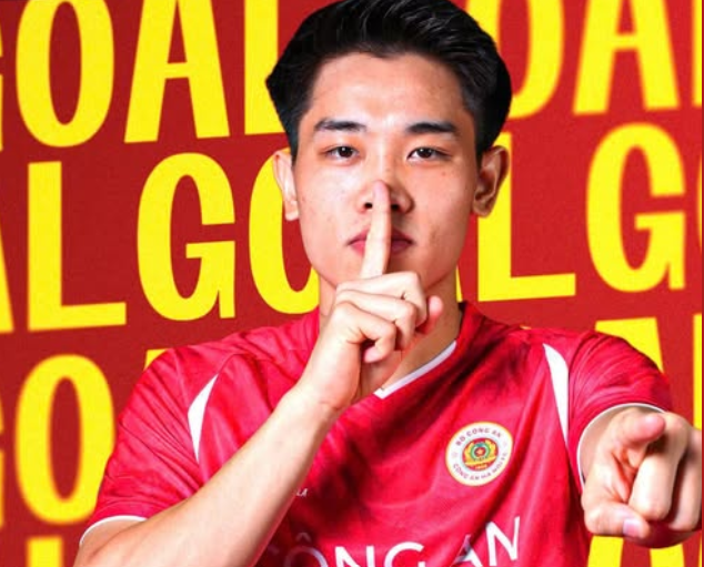 Đình Bắc mở tỷ số cho CAHN trong trận gặp Hải Phòng.