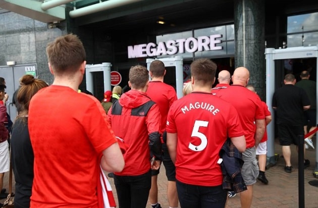 Việc trở lại Champions League giúp Man Utd gia tăng sức mạnh tài chính trên thị trường chuyển nhượng.