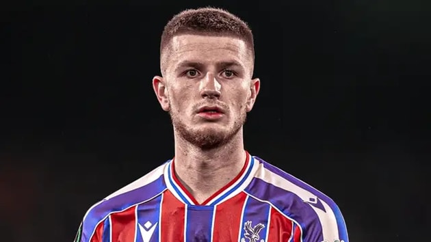 Adam Wharton là mục tiêu hàng đầu cho vị trí tiền vệ phòng ngự của Liverpool.