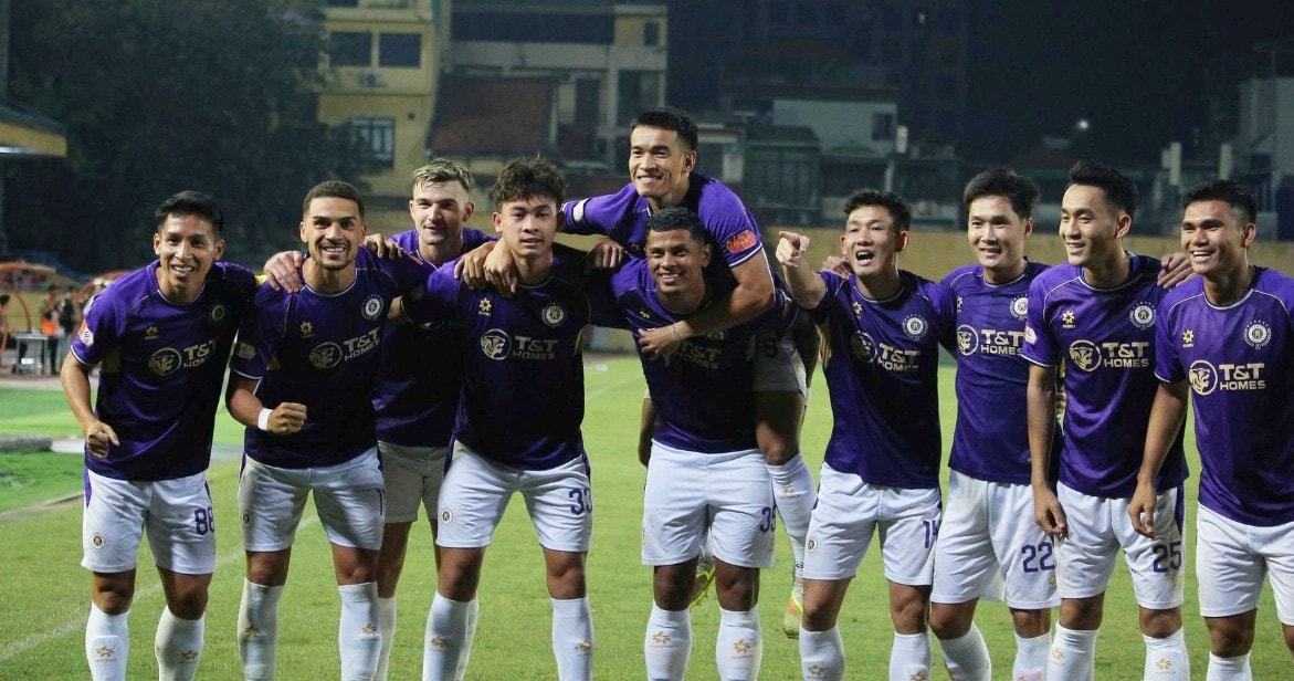Chiều sâu đội hình là lợi thế lớn của đại diện thủ đô trong cuộc đua vô địch.