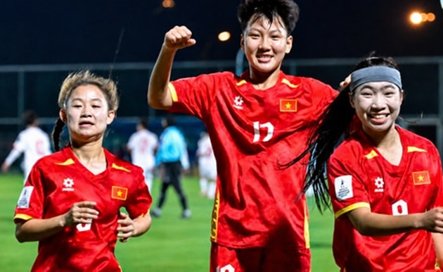 U17 nữ Việt Nam thắng bằng siêu phẩm.