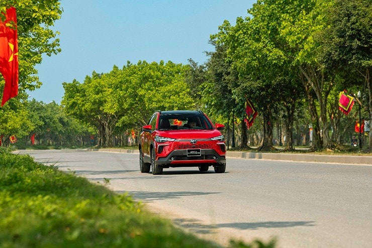 Toyota Corolla Cross 2026 với thiết kế mới năng động và hiện đại