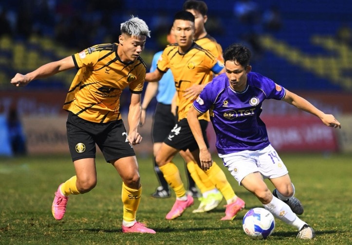 Ngọc Mỹ ghi bàn duy nhất giúp Thanh Hóa giành chiến thắng kịch tính trước Hà Nội FC tại V-League.