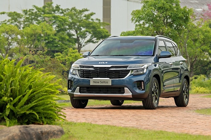 Thiết kế đầu xe KIA Seltos 2026 với lưới tản nhiệt mũi hổ mở rộng