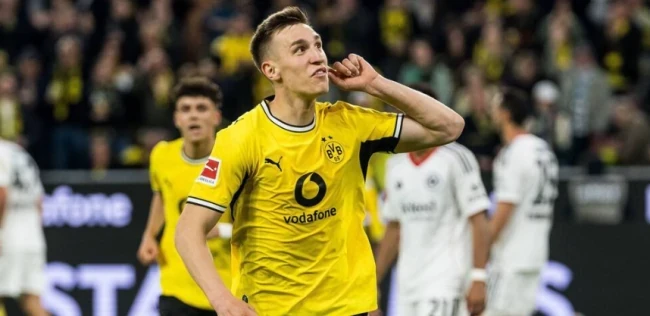 Nico Schlotterbeck lập công nâng tỷ số lên 2-1