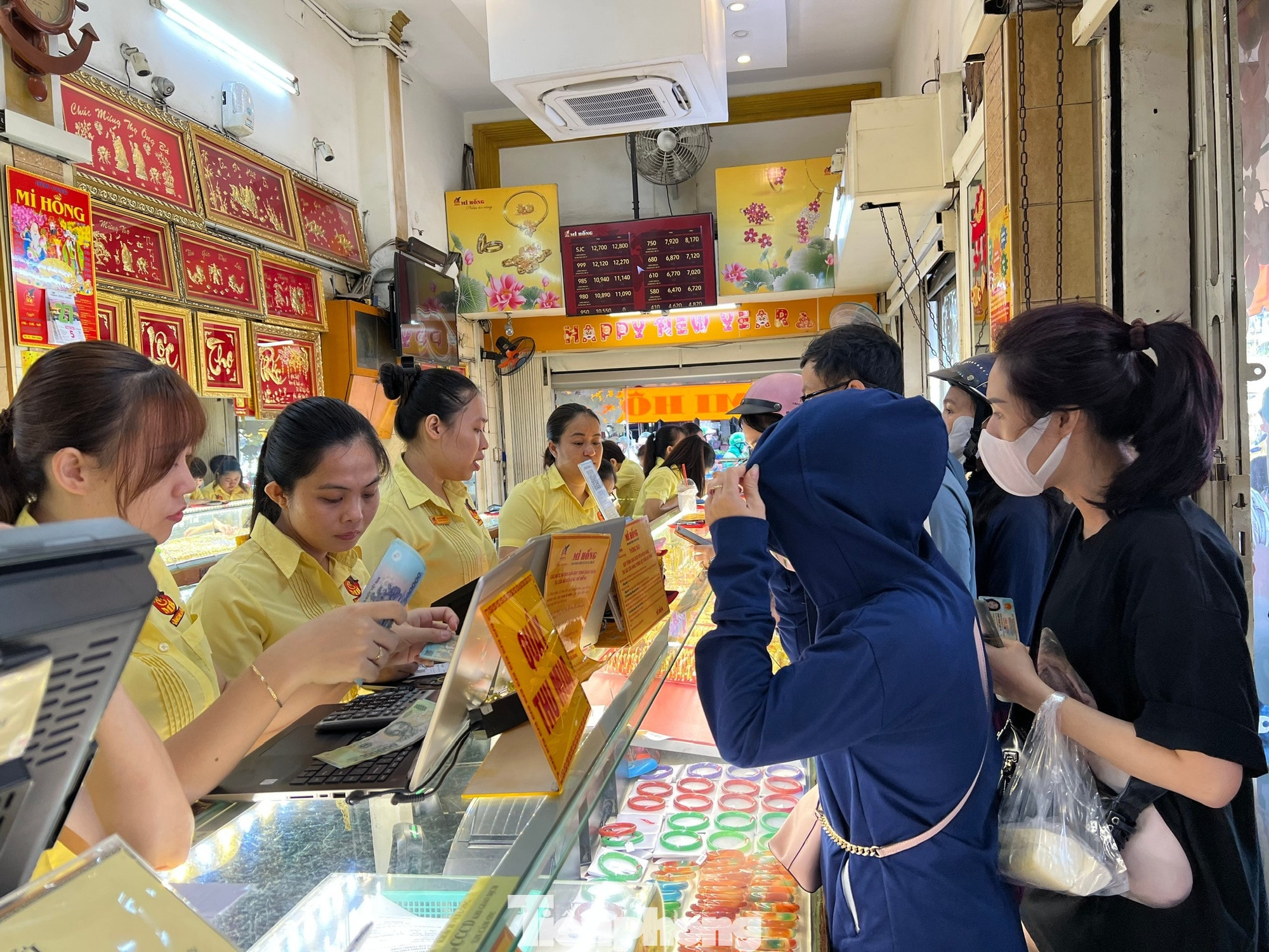 Giá vàng hôm nay 11/5/2026: Bảng giá SJC DOJI PNJ cập nhật sớm nhất