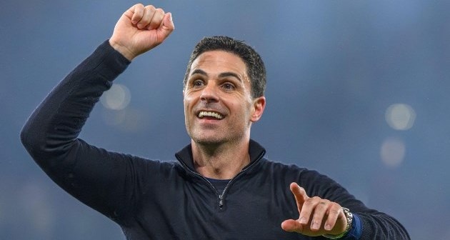 HLV Mikel Arteta đang dẫn dắt Arsenal gặt hái nhiều thành công tại Ngoại hạng Anh và Champions League.