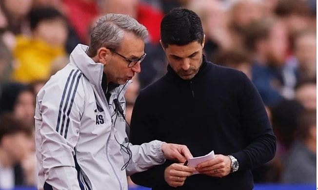 Sự nghiệp của Arteta tại Arsenal sẽ bước sang trang mới nếu ông giành được danh hiệu lớn.