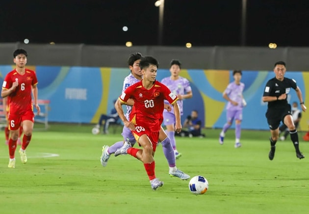 U17 Việt Nam để thua U17 Hàn Quốc chỉ trong 10 phút cuối. Ảnh: VFF
