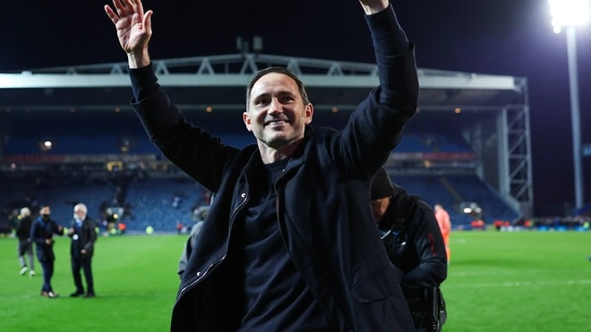 HLV Frank Lampard đã giúp Coventry City trở lại Ngoại hạng Anh sau 25 năm.