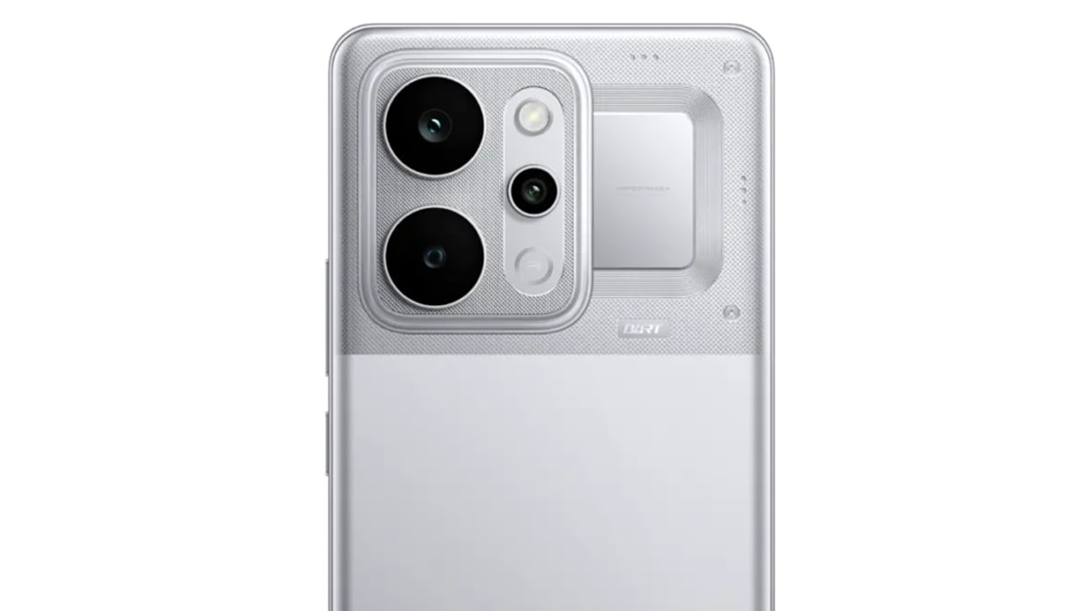 Thiết kế camera sau độc đáo của realme 16T