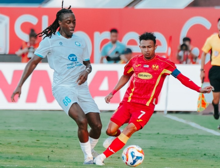 Nam Định không thể khoan phá hệ thống phòng ngự của Selangor.