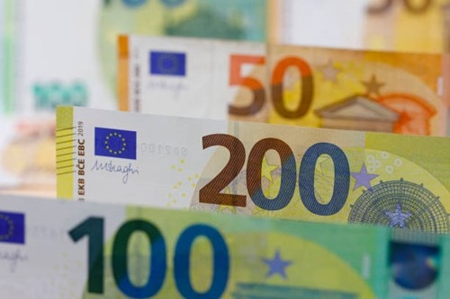 Tỷ giá Euro ngày 14/5 đồng loạt giảm tại các ngân hàng và thị trường tự do